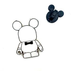 Disney World Parks Vinylmation Mini Mickey Mouse Groom Trading Pin